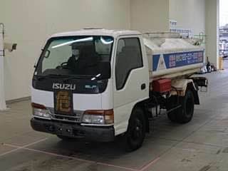 Isuzu Elf — Артем